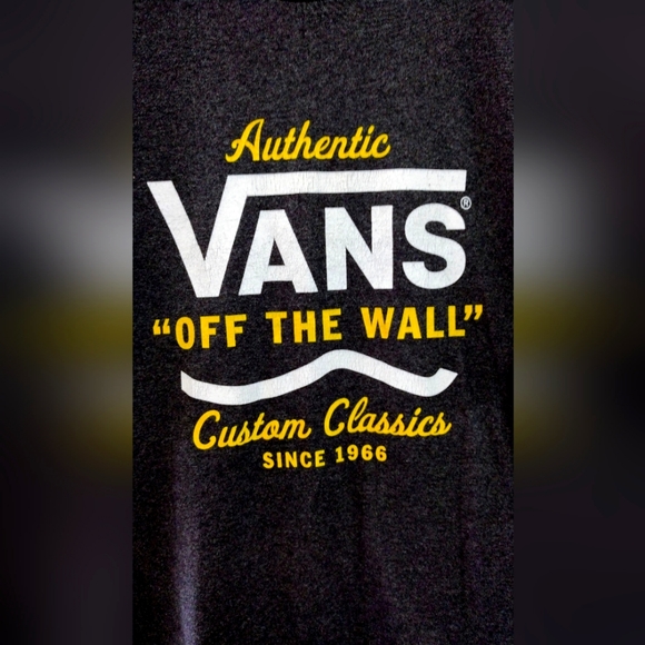 Vans Authentic "Off The Wall" 1966 Custom Classic Tshirt Nwot - Picture 2 of 6